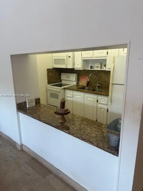 2200 E Hallandale Beach Blvd #109, Hallandale, FL 33009 - #3