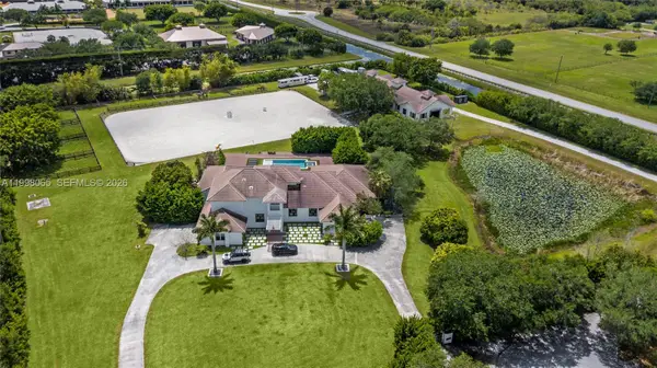 15722 Sunnyland Ln, Wellington, FL 33414