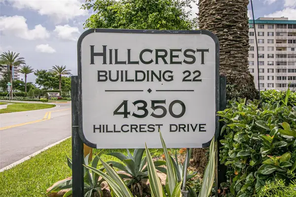4350 Hillcrest Dr #303, Hollywood, FL 33021