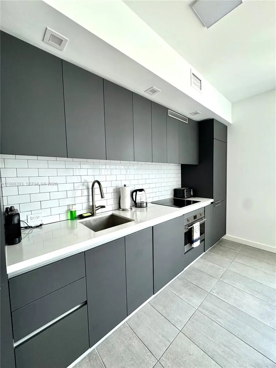 227 NE 2nd St #2306, Miami, FL 33132 - #3