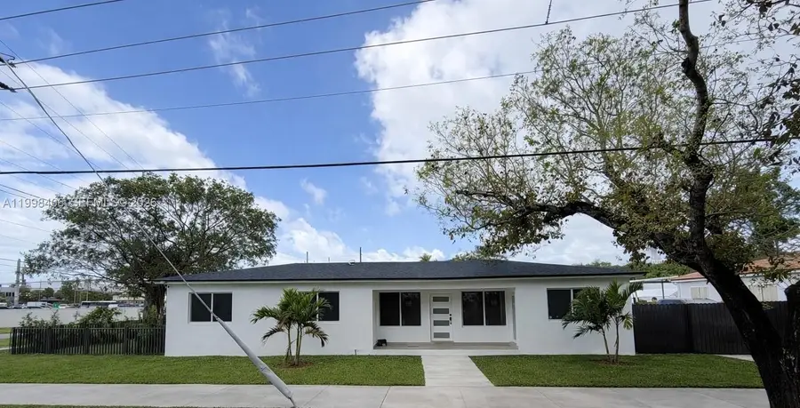 596 Ragan Dr, Miami Springs, FL 33166 - #2