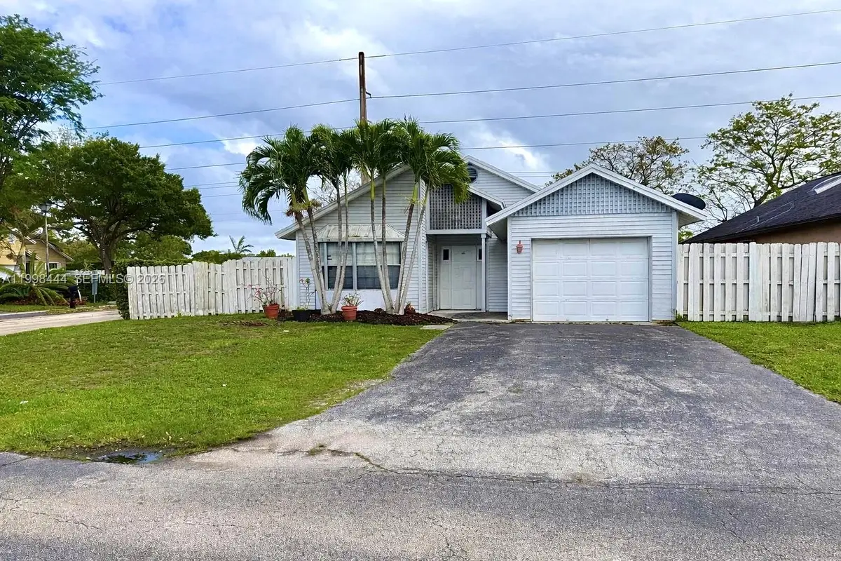 9900 NW 44th Ct, Sunrise, FL 33351 - #1