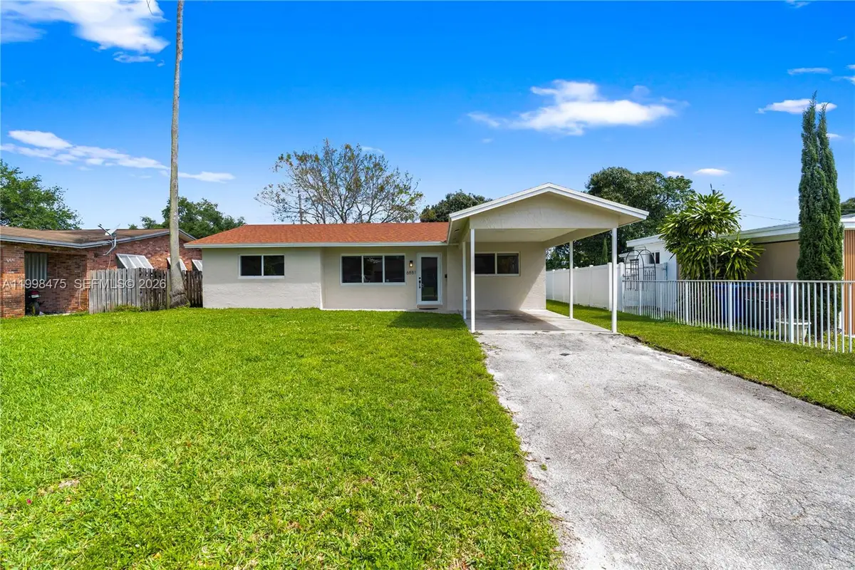 6881 Harding St, Hollywood, FL 33024 - #1