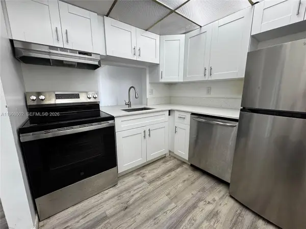 2800 NW 56th Ave #D401, Lauderhill, FL 33313