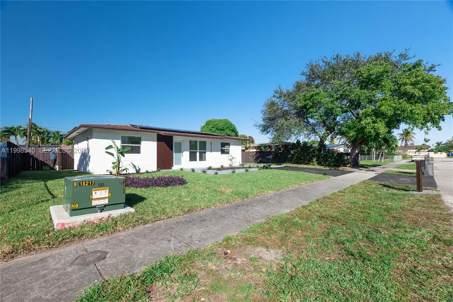 3110 SW 34th Ave, West Park, FL 33023 - #2