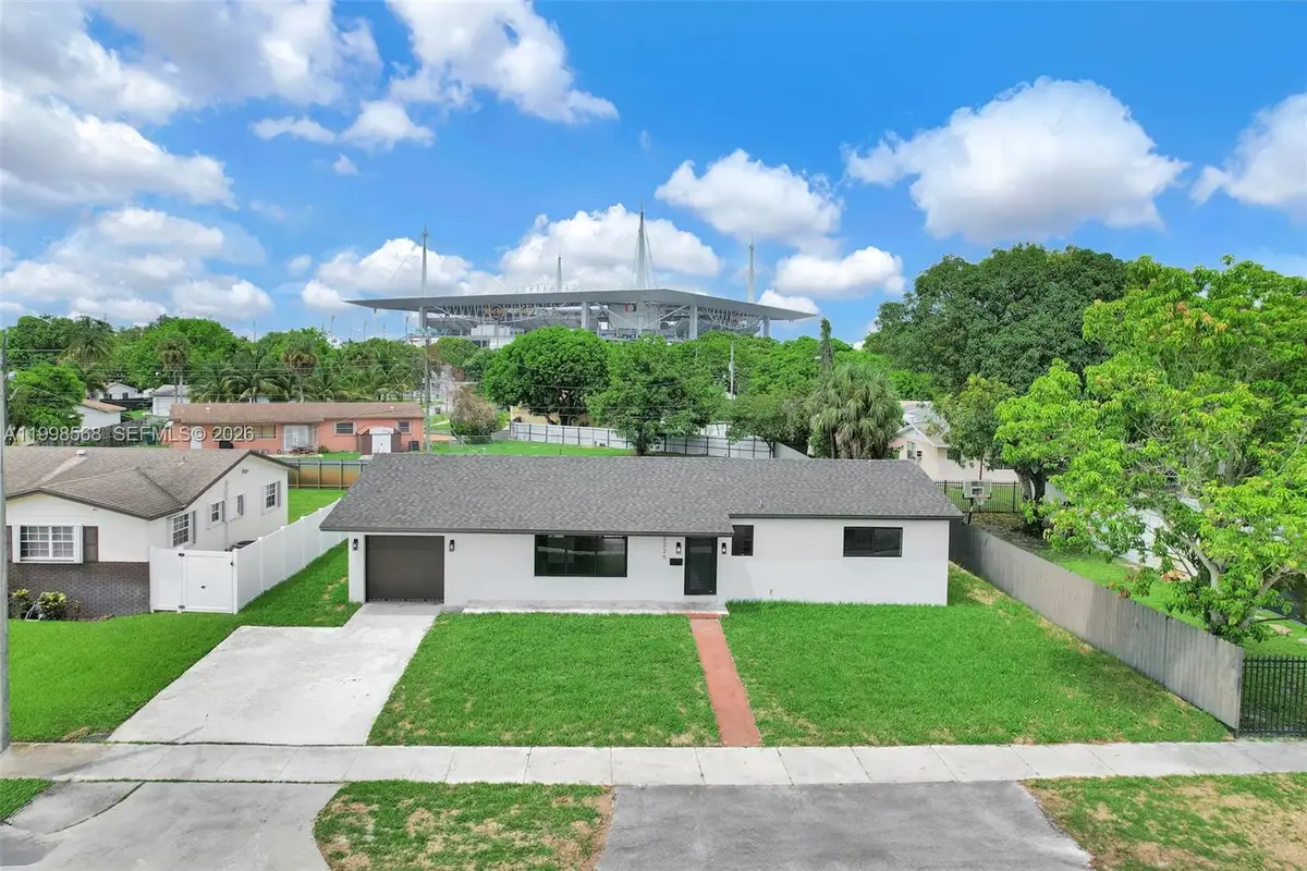 2225 NW 195th St, Miami Gardens, FL 33056 - #1