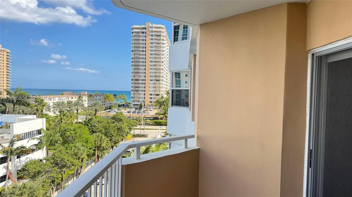 1965 S Ocean Dr #5D, Hallandale Beach, FL 33009 - #1