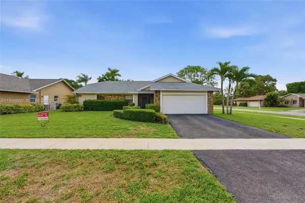 20823 Sugarloaf Ln, Boca Raton, FL 33428