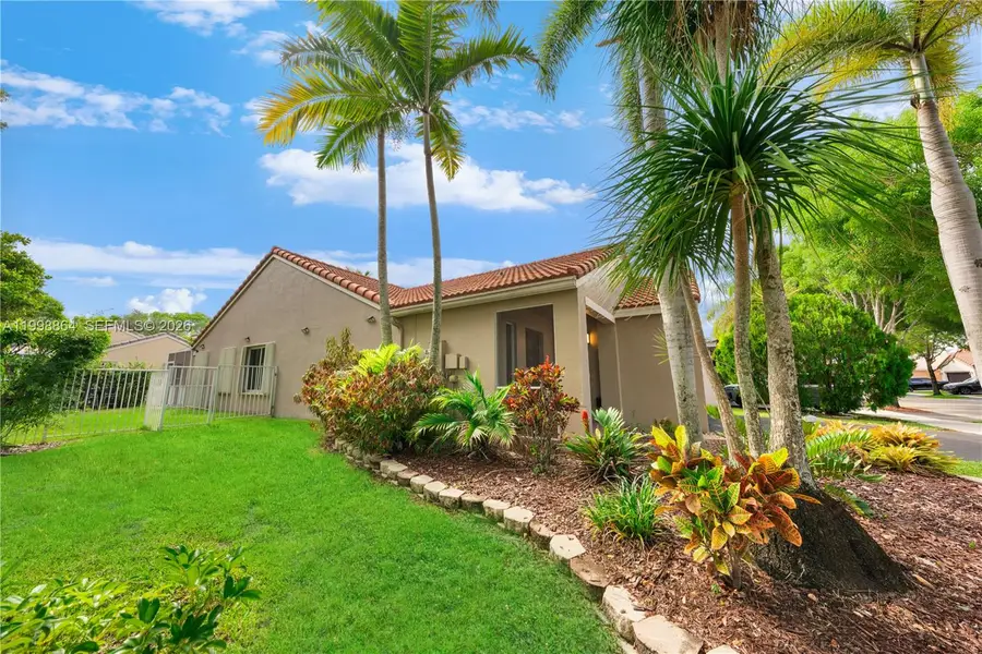 4361 Mahogany Ridge Dr, Weston, FL 33331 - #3