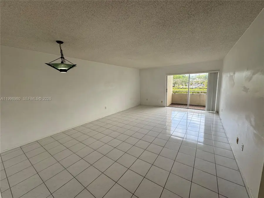 7787 SW 86th St #E-206, Miami, FL 33143 - #2