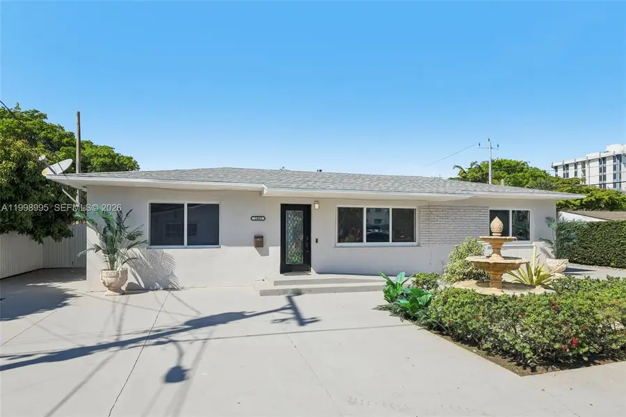 1682 NE 124th Ln, North Miami, FL 33181 - #3