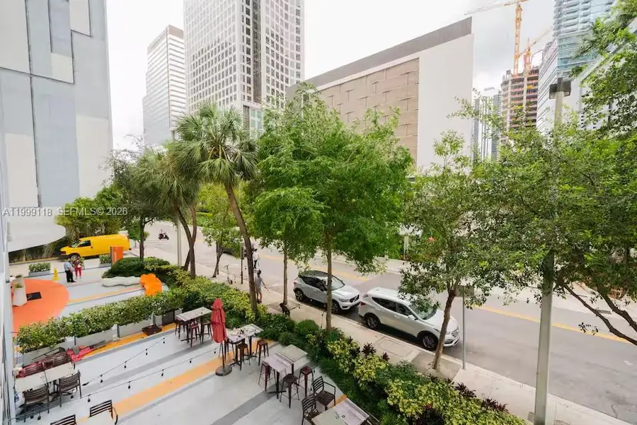 31 SE 6th St #301, Miami, FL 33131 - #2