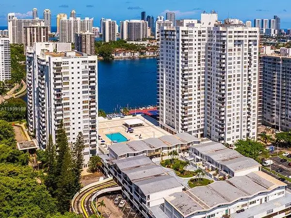2780 NE 183rd St #1802, Aventura, FL 33160