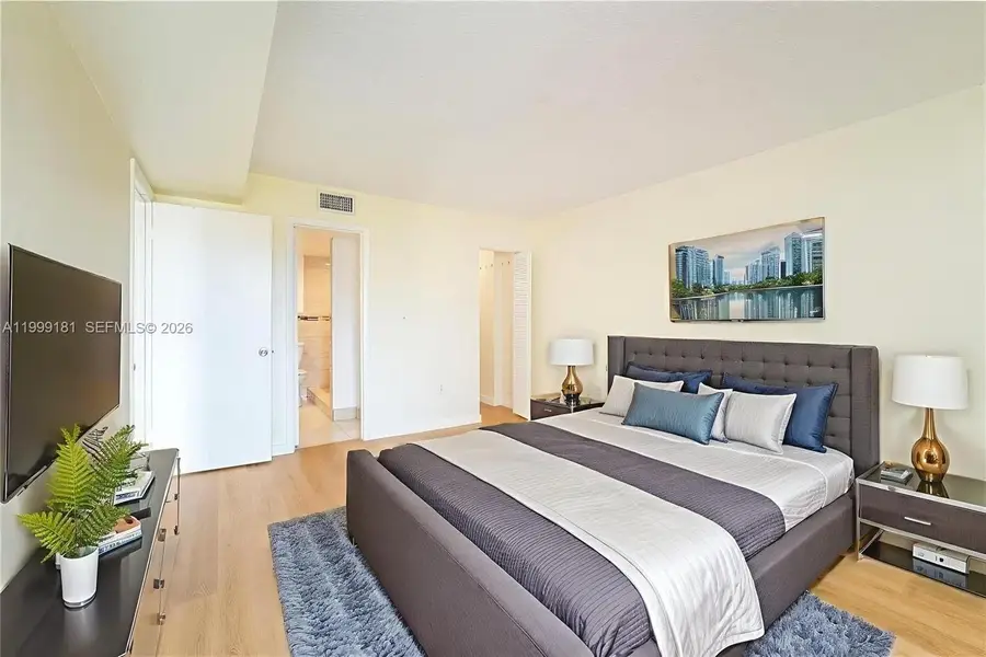 4801 NW 7th St #803-16, Miami, FL 33126 - #2