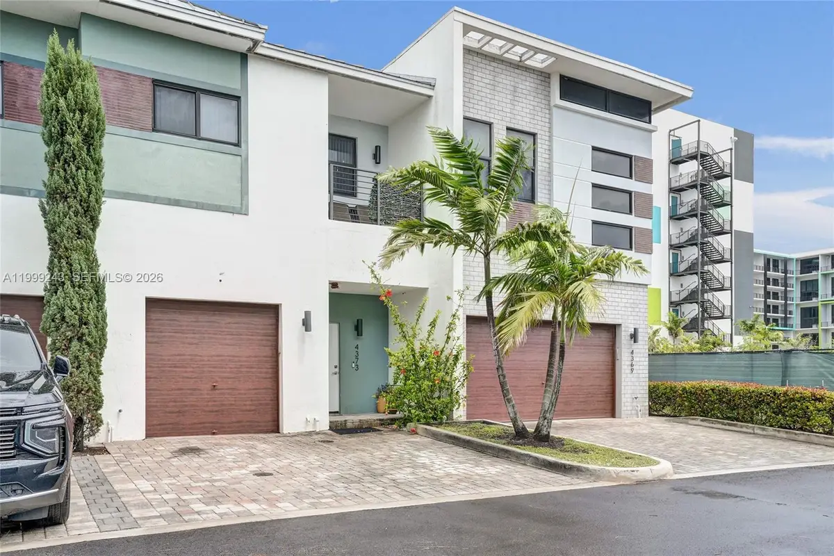 4373 NW 9th St, Plantation, FL 33317 - #1