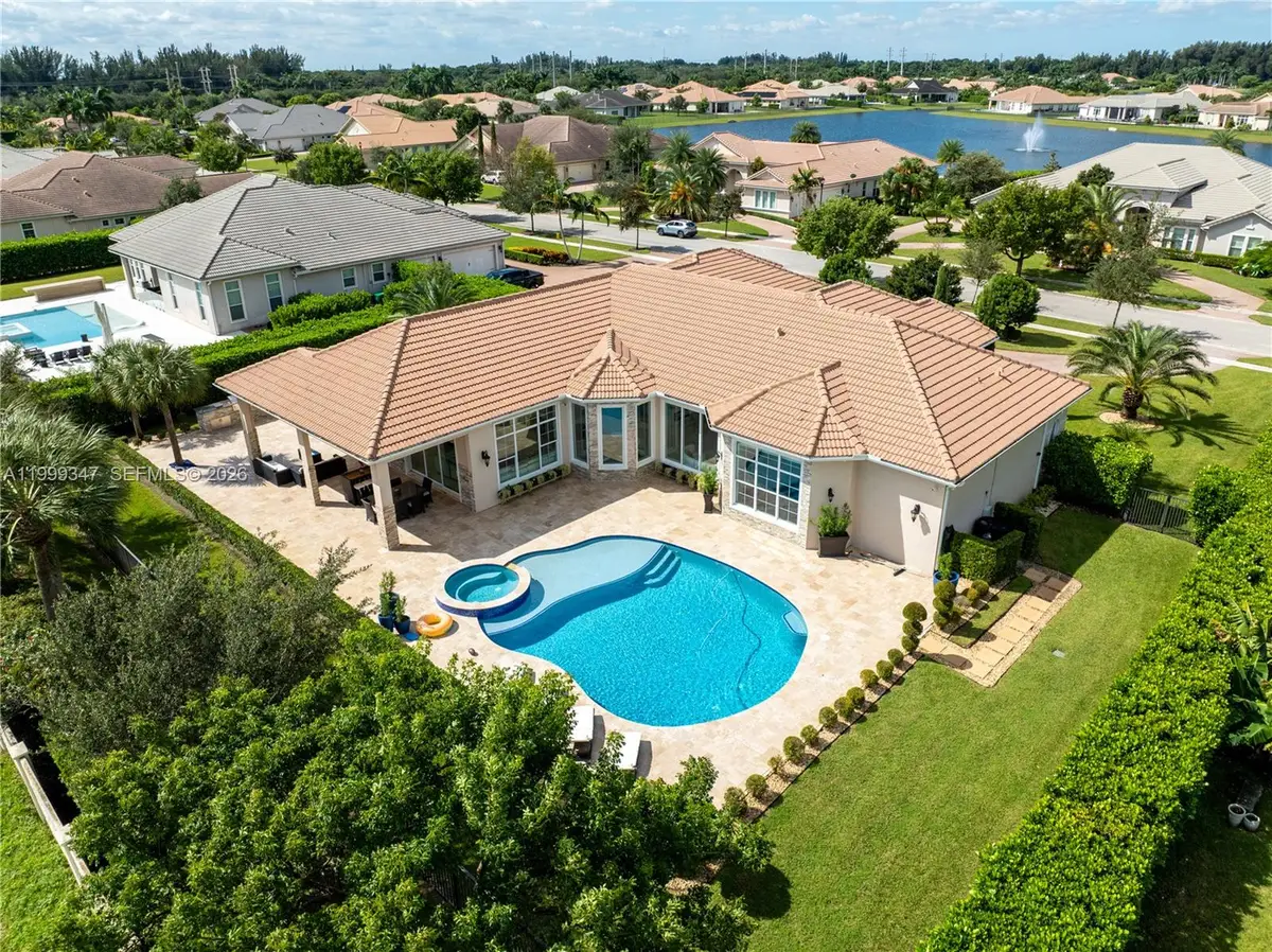 4950 E Sterling Ranch Cir, Davie, FL 33314 - #1