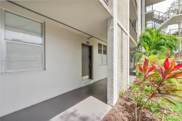 4851 NW 26th Ct #144, Lauderdale Lakes, FL 33313