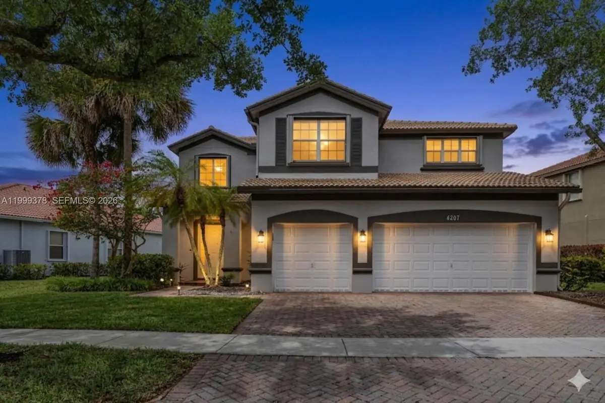 4207 W Whitewater Ave, Weston, FL 33332 - #1