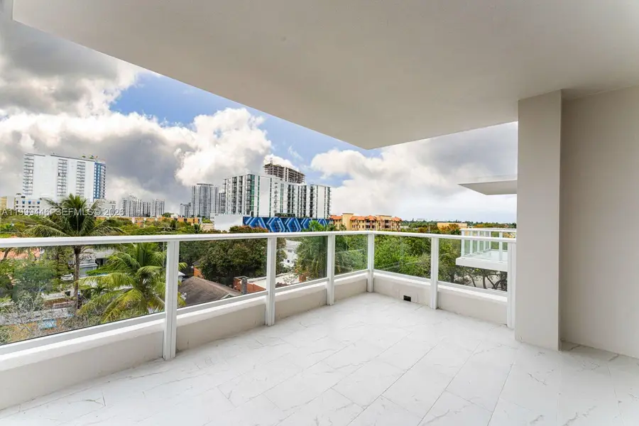 1850 Monroe St #403, Hollywood, FL 33020 - #2