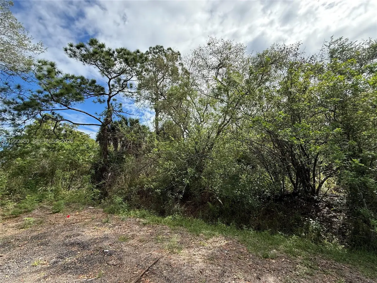 775 N Zambria St, Clewiston, FL 33440 - #1
