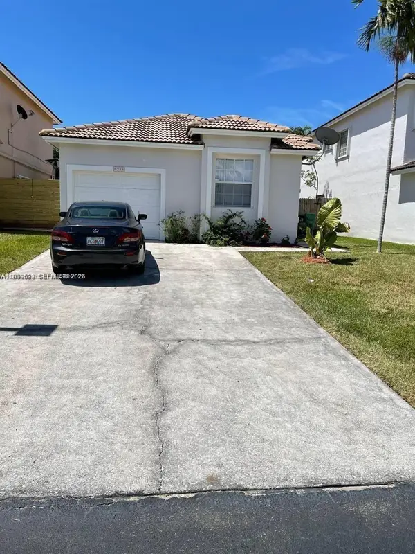 8784 SW 213th Ln, Cutler Bay, FL 33189