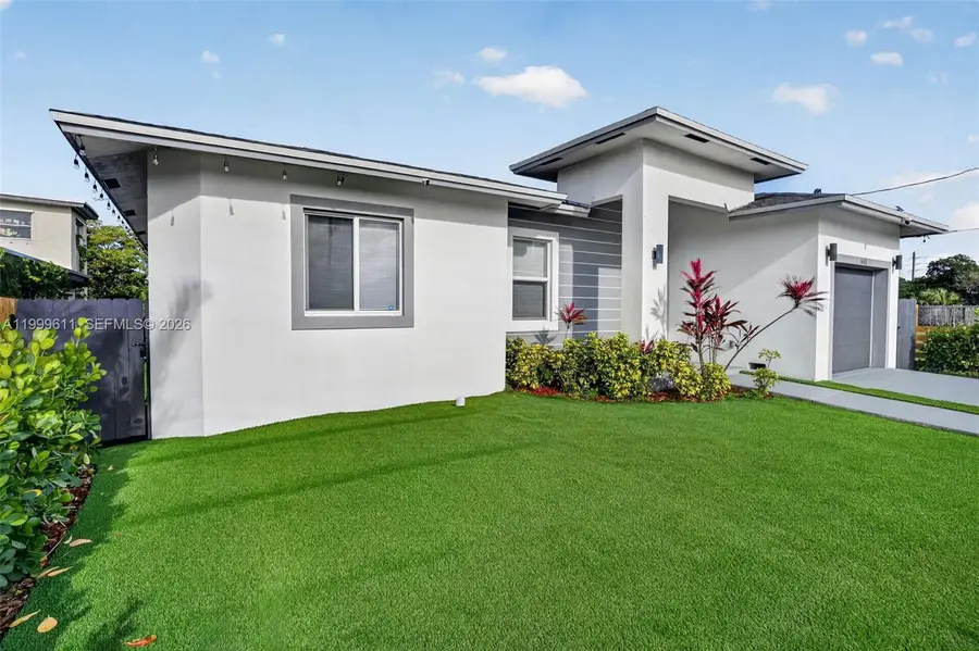 655 NW 24 Avenue, Fort Lauderdale, FL 33311 - #2