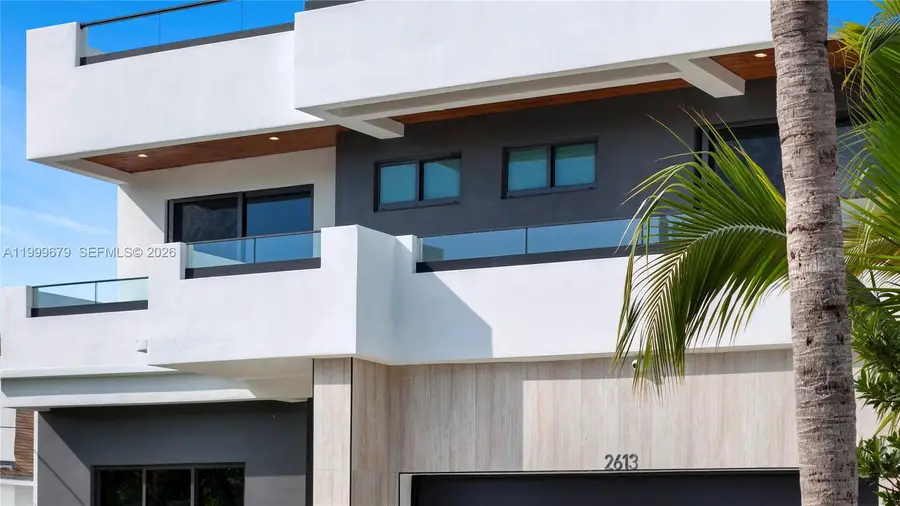 2613 Center Ave, Fort Lauderdale, FL 33308 - #3