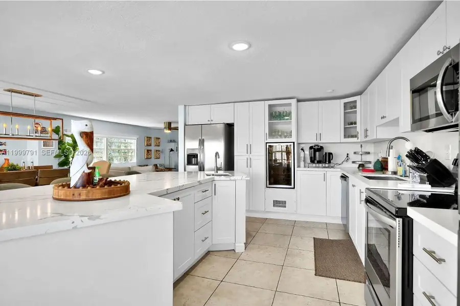 311 Oleander Dr, Tavernier, FL 33070 - #2