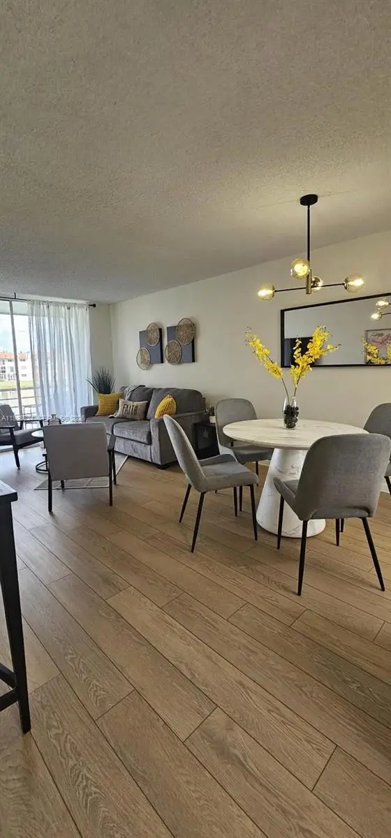 2801 N Pine Island Rd #207, Sunrise, FL 33322