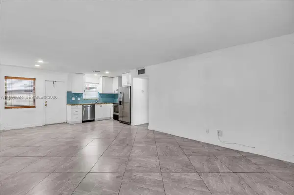 1722 Mayo St #103, Hollywood, FL 33020