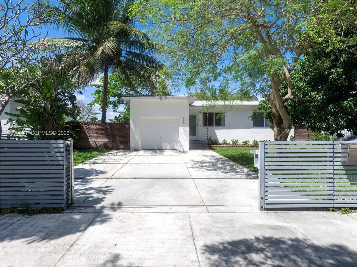 455 NE 111th St, Miami, FL 33161 - #1