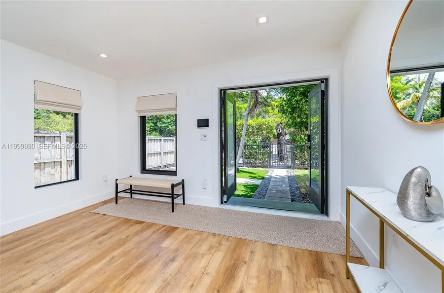 412 NW 41st St, Miami, FL 33127 - #3