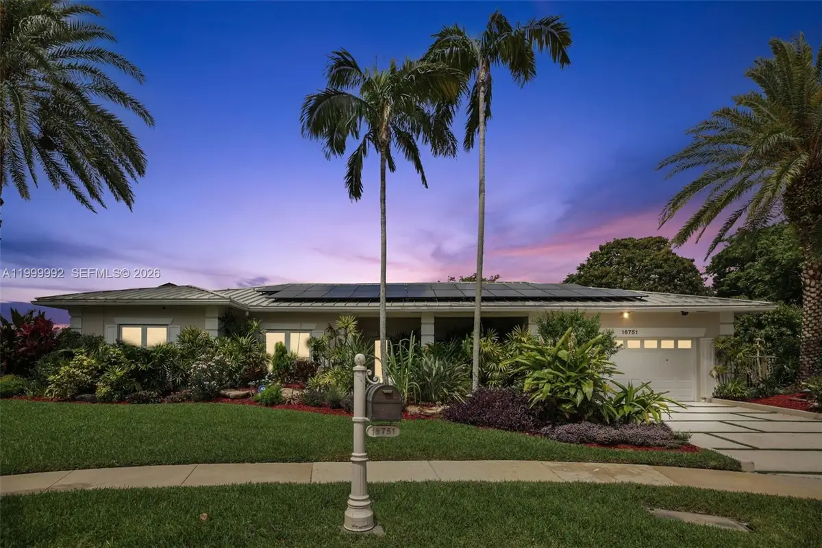 16751 Waters Edge Dr, Weston, FL 33326 - #1