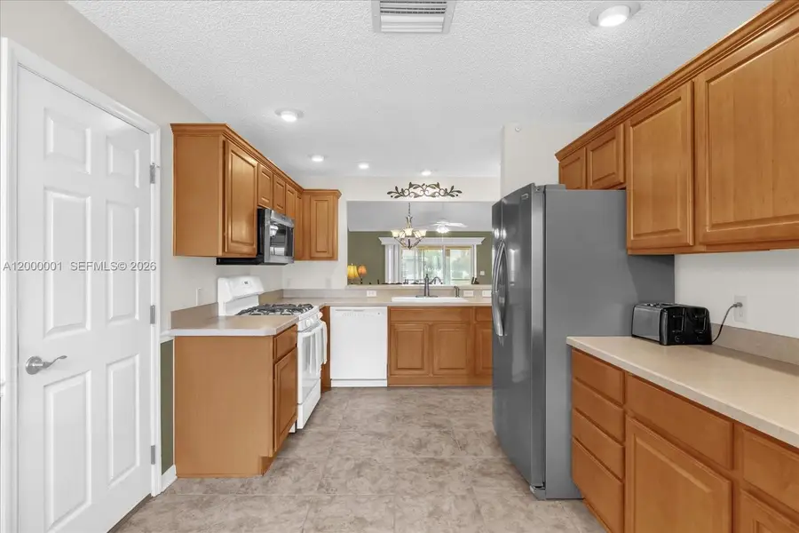 1479 Georgetown Ave, The Villages, FL 32162 - #3