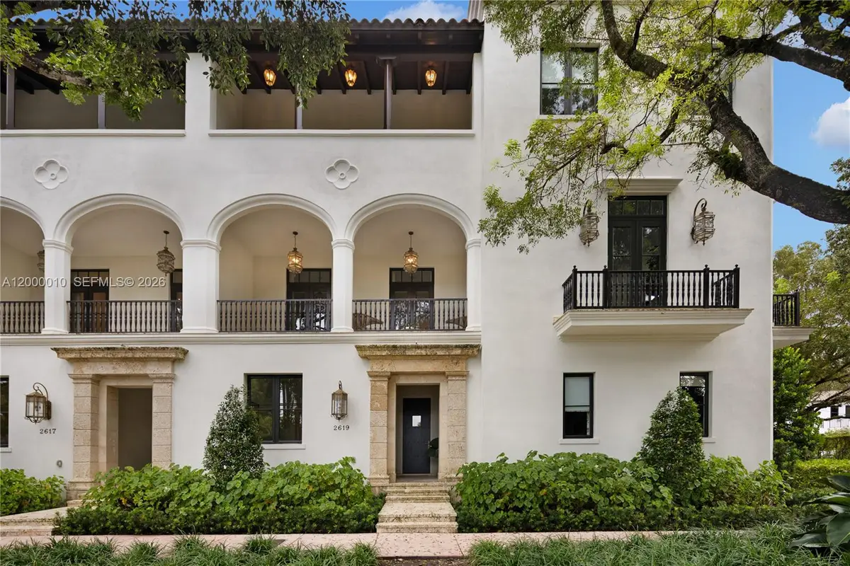 2617 Anderson Rd, Coral Gables, FL 33134 - #1