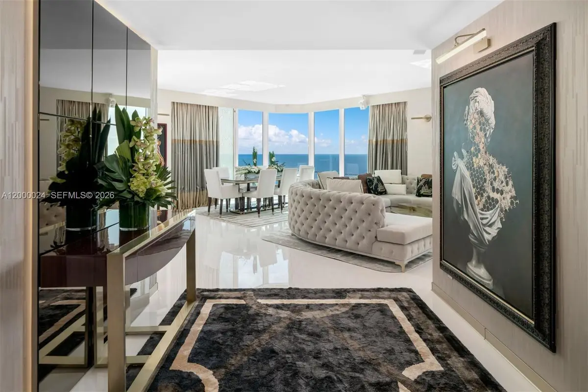 300 S Pointe Dr #1501, Miami Beach, FL 33139 - #1