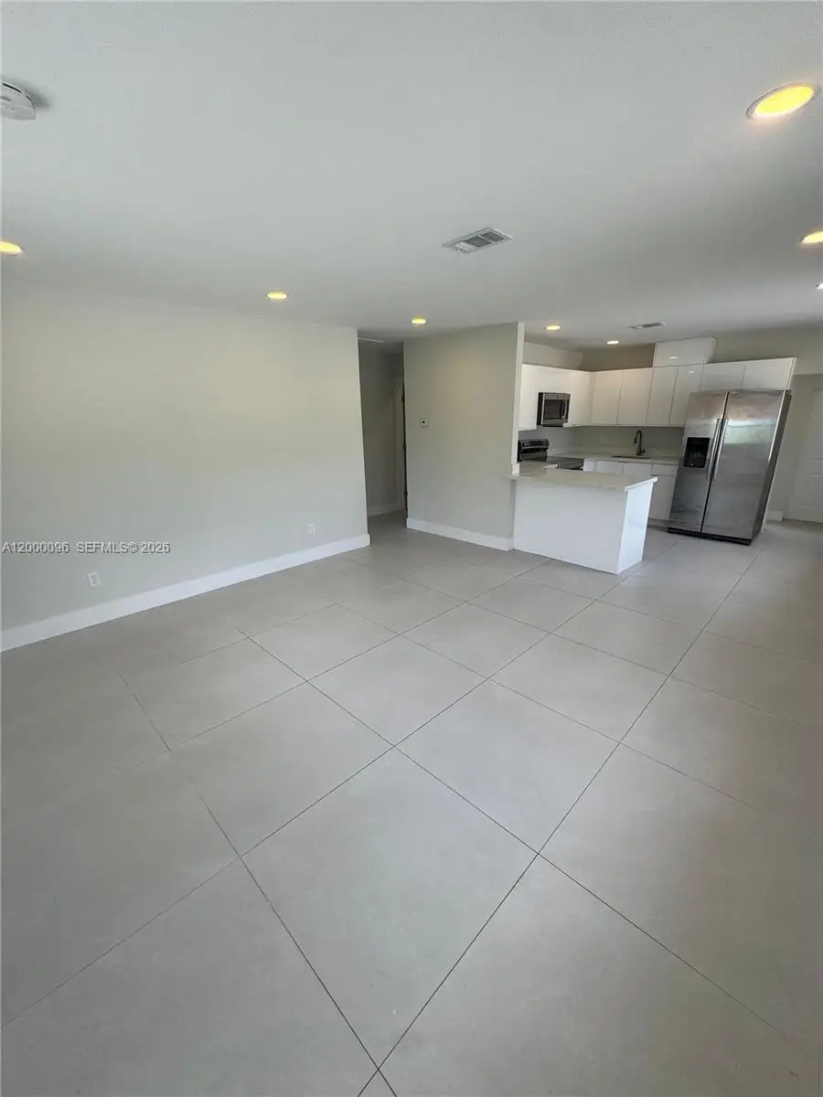 850 NW 109th St, Miami, FL 33168 - #1