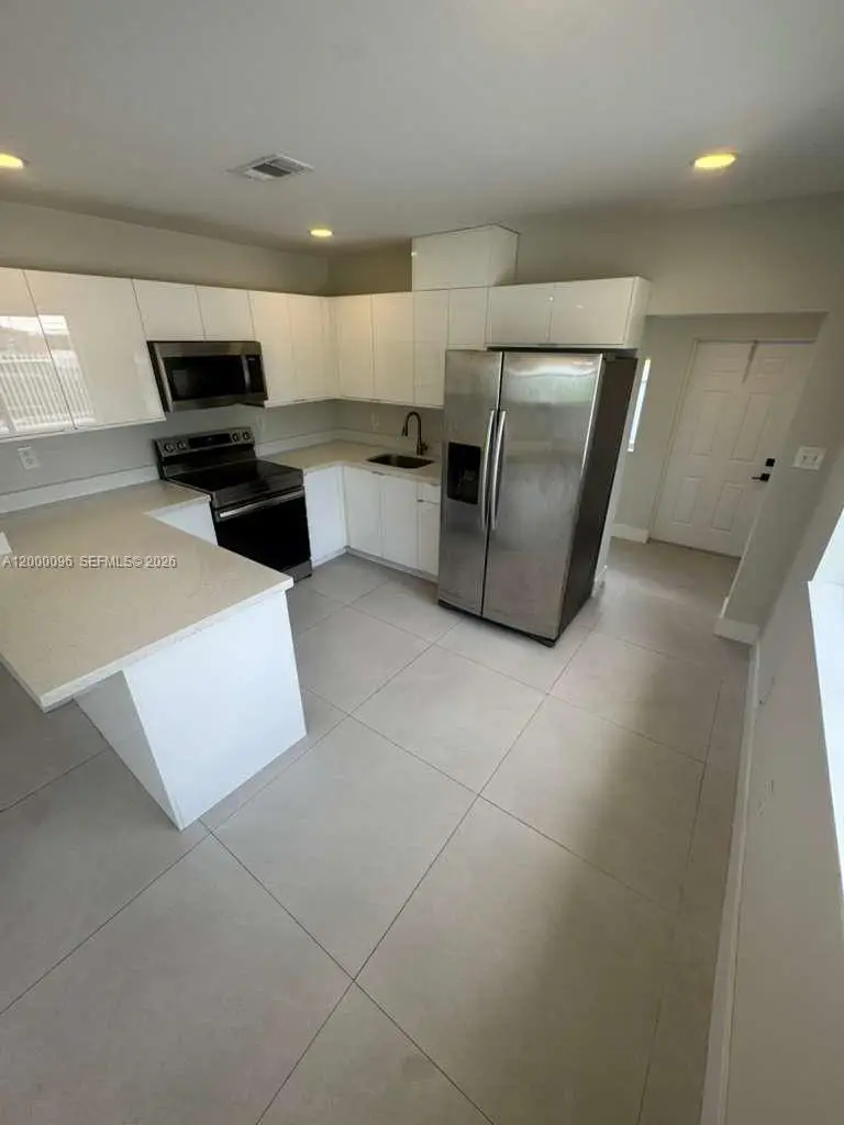 850 NW 109th St, Miami, FL 33168 - #3