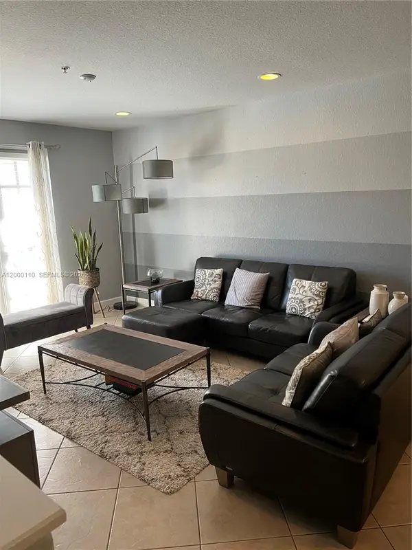 808 SW 147th Ave #3608, Pembroke Pines, FL 33027