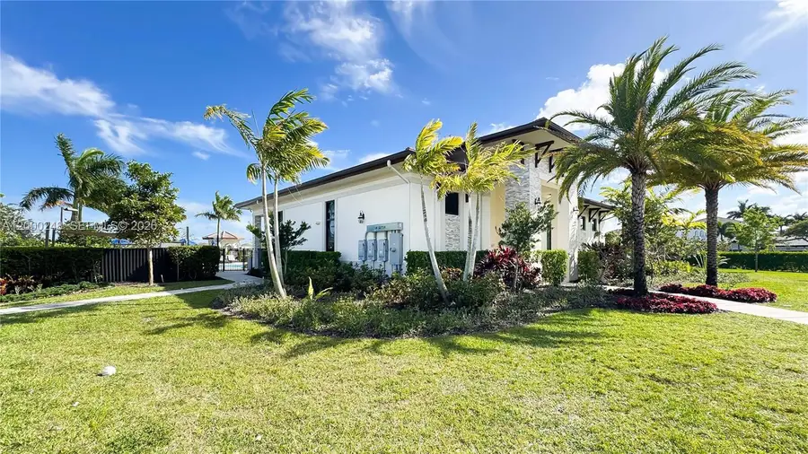 23129 SW 99th Ave, Cutler Bay, FL 33190 - #3