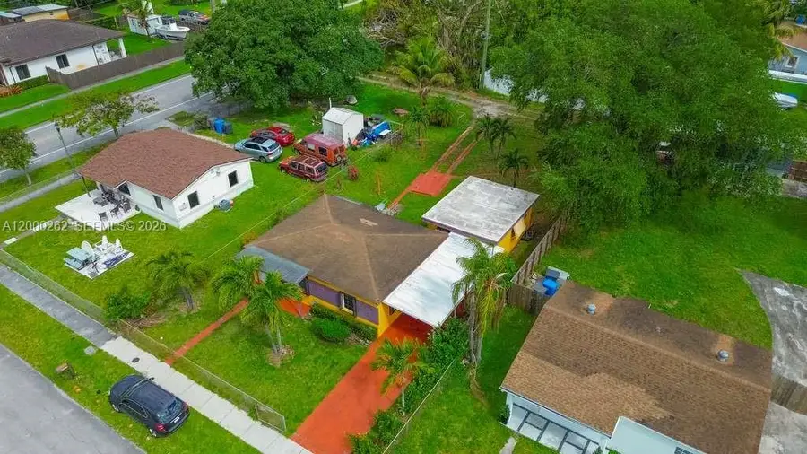 3913 SW 28th St, West Park, FL 33023 - #2