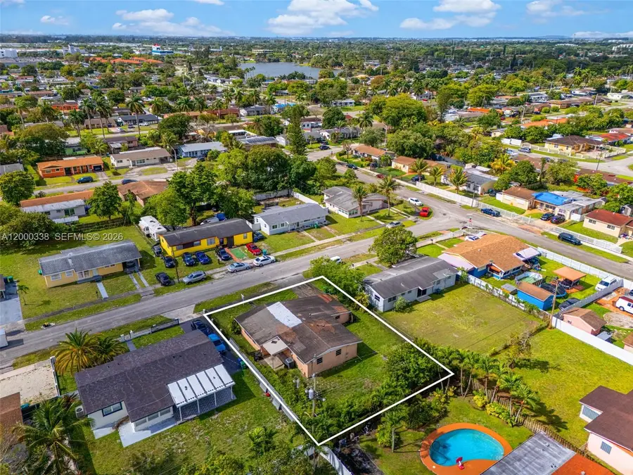 1321 NW 176th Ter, Miami Gardens, FL 33169 - #2