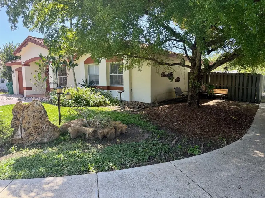 11324 SW 246th Ter, Princeton Goulds, FL 33032 - #2