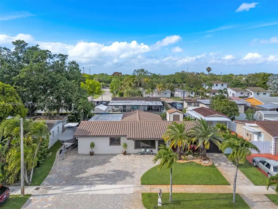 7875 NW 174th Ter, Hialeah, FL 33015 - #2