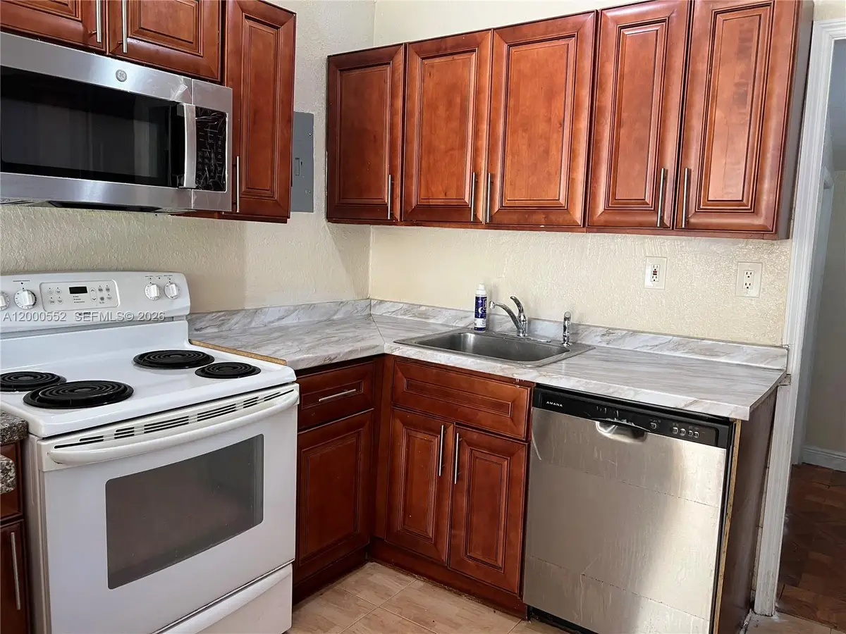 931 NW 34th Way, Lauderhill, FL 33311 - #1