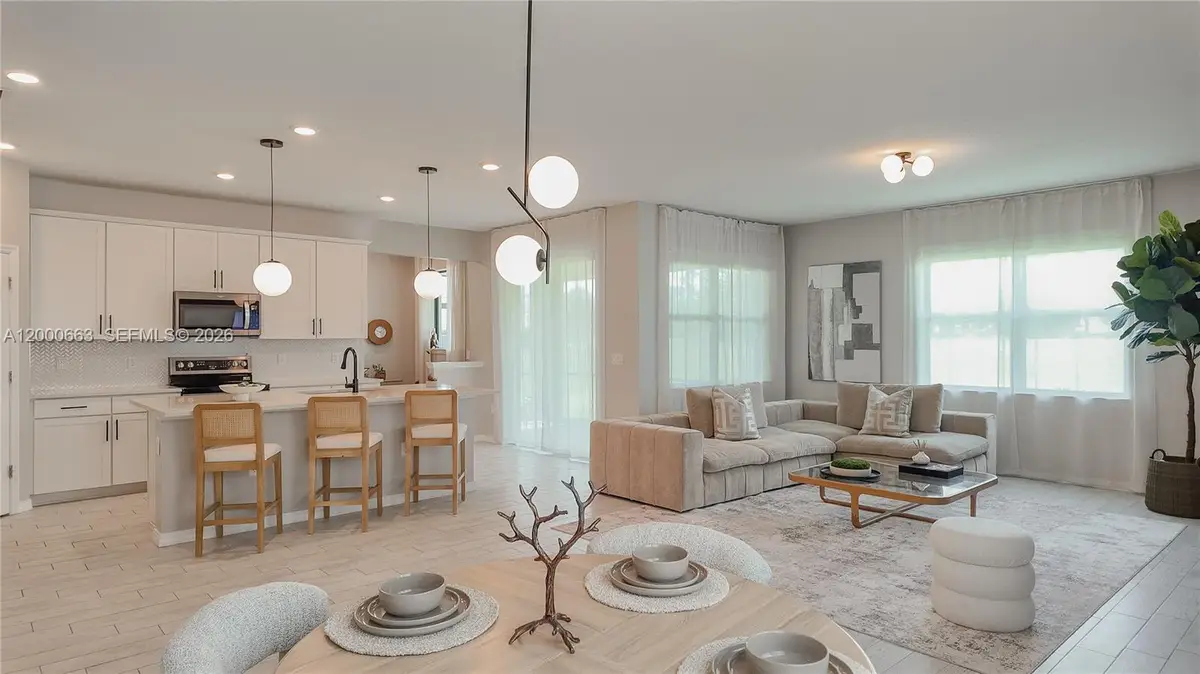 8108 NW 78th St, Tamarac, FL 33321 - #1