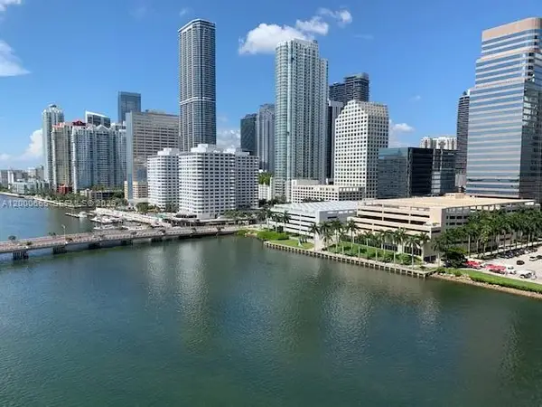 701 Brickell Key Blvd #1501, Miami, FL 33131
