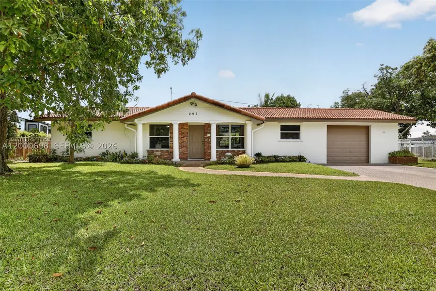 292 SW 52nd Ave, Plantation, FL 33317 - #2