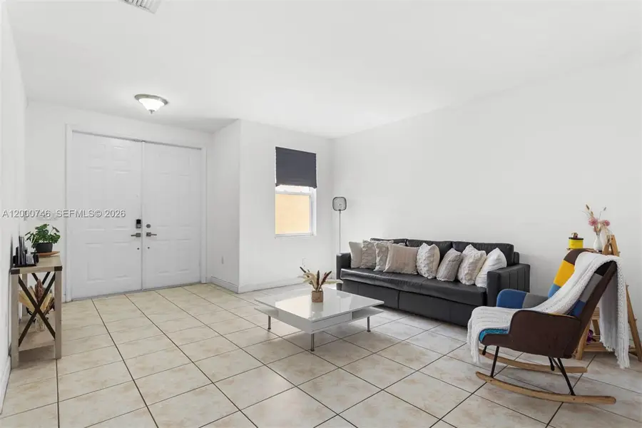 11053 NW 87th St, Doral, FL 33178 - #3