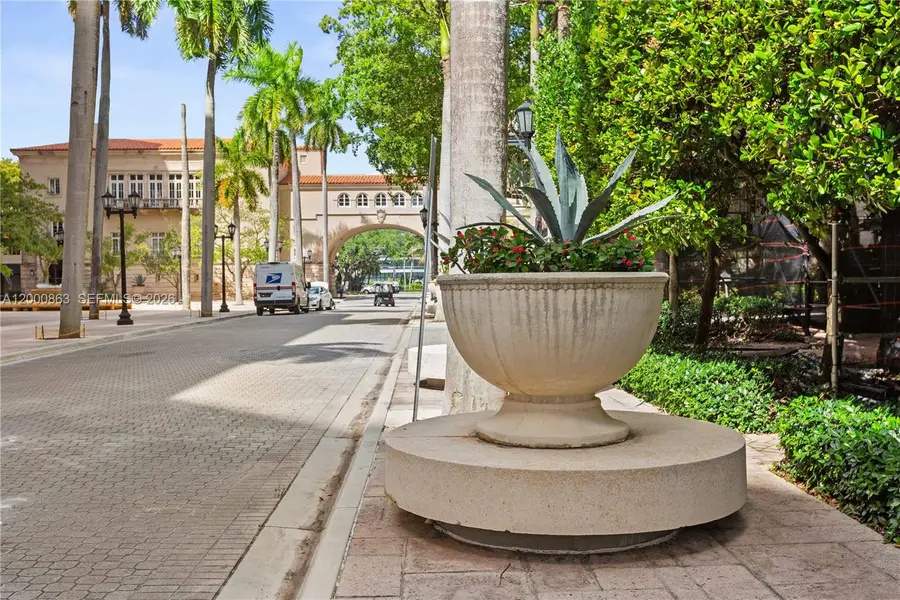 888 S Douglas Rd #PH01, Coral Gables, FL 33134 - #3
